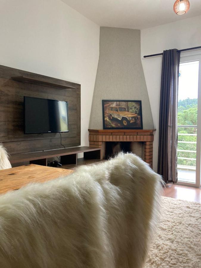 Apartamento Yy Hiver Campos do Jordão Esterno foto