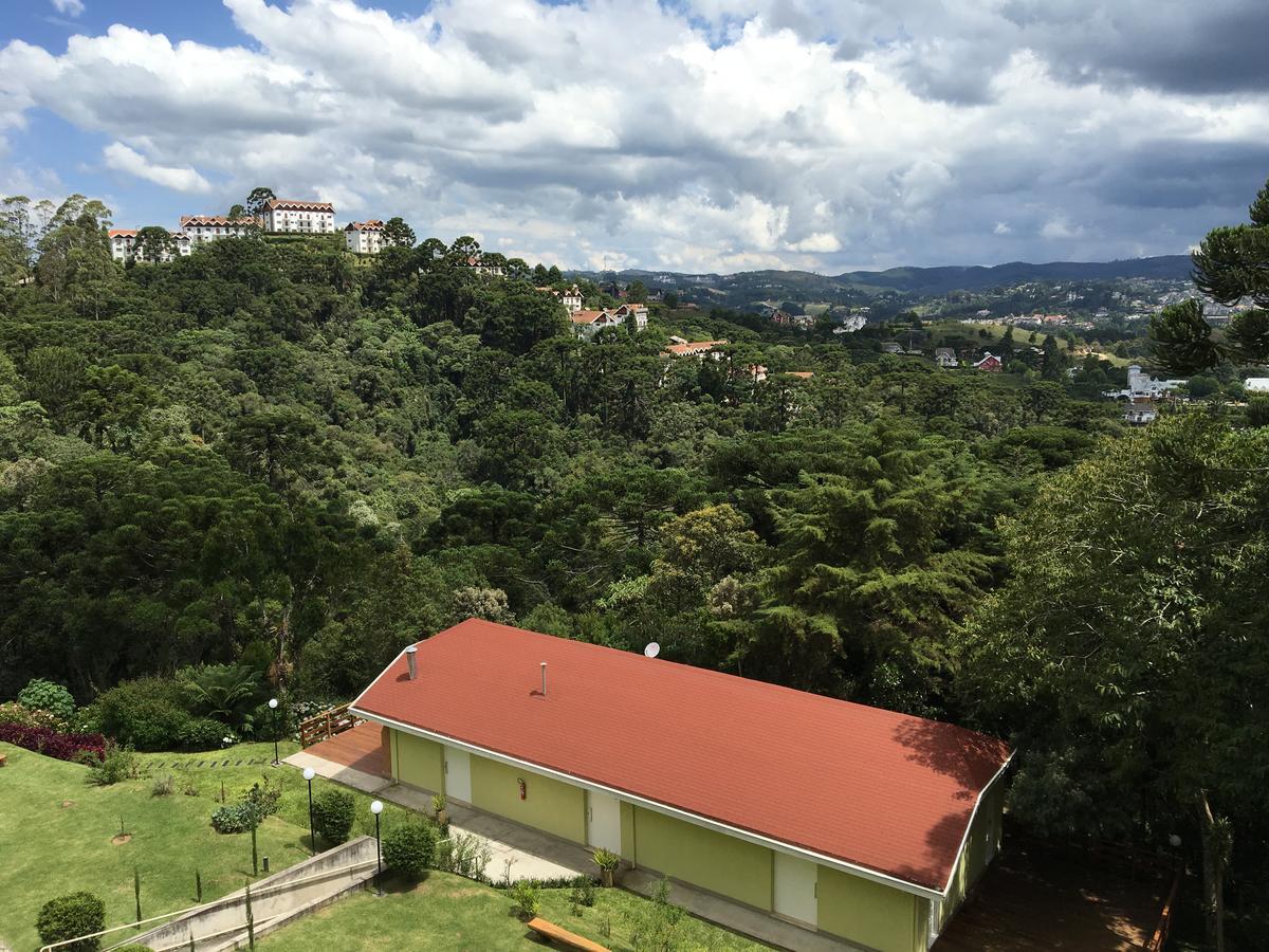 Apartamento Yy Hiver Campos do Jordão Esterno foto